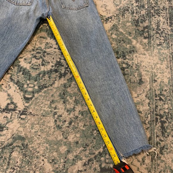 LEVIS WEDGIE FIT LIGHT BLUE DENIM SIZE 26 - Picture 9 of 14